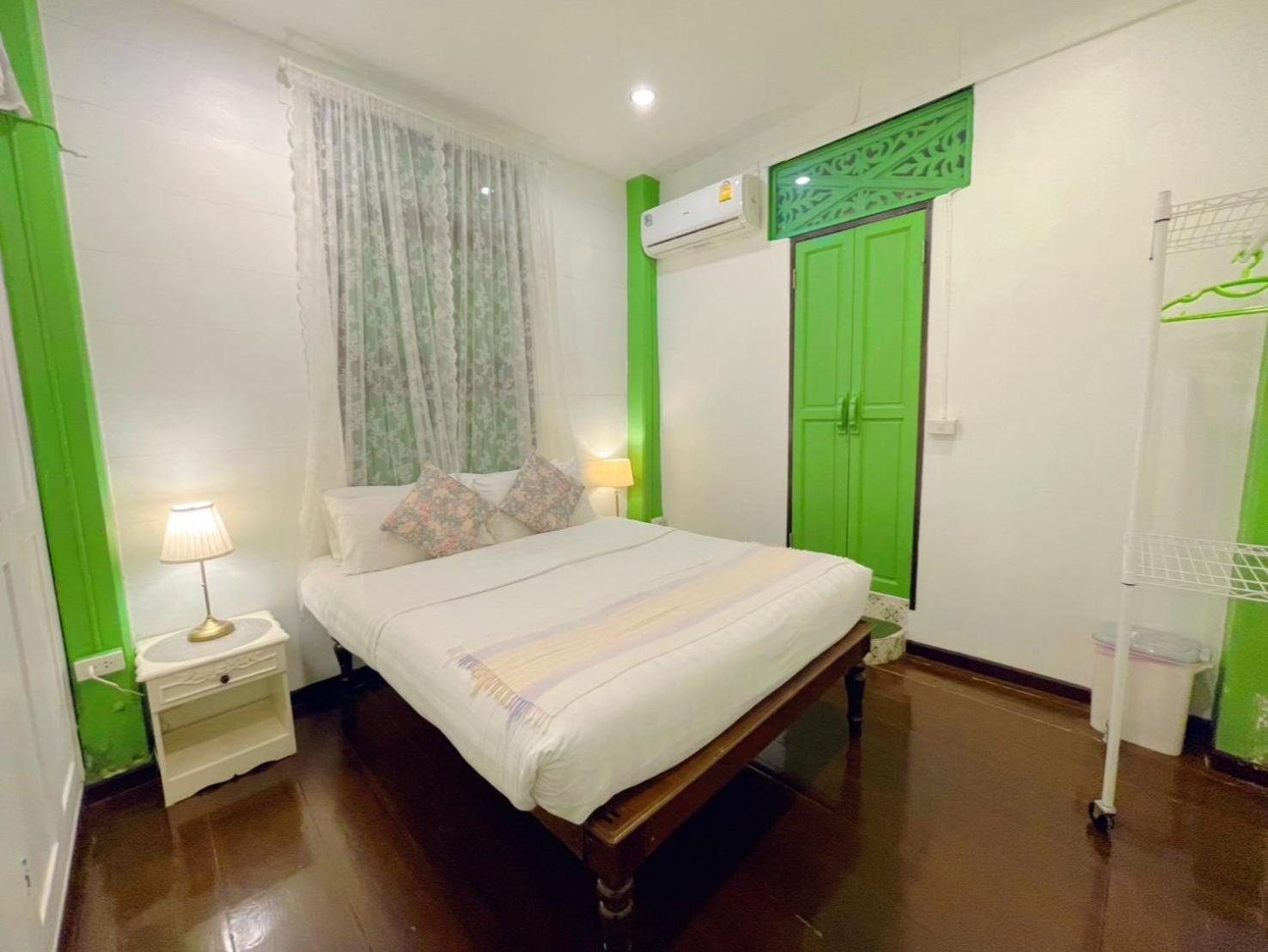 Green Teak House Бангкок Экстерьер фото