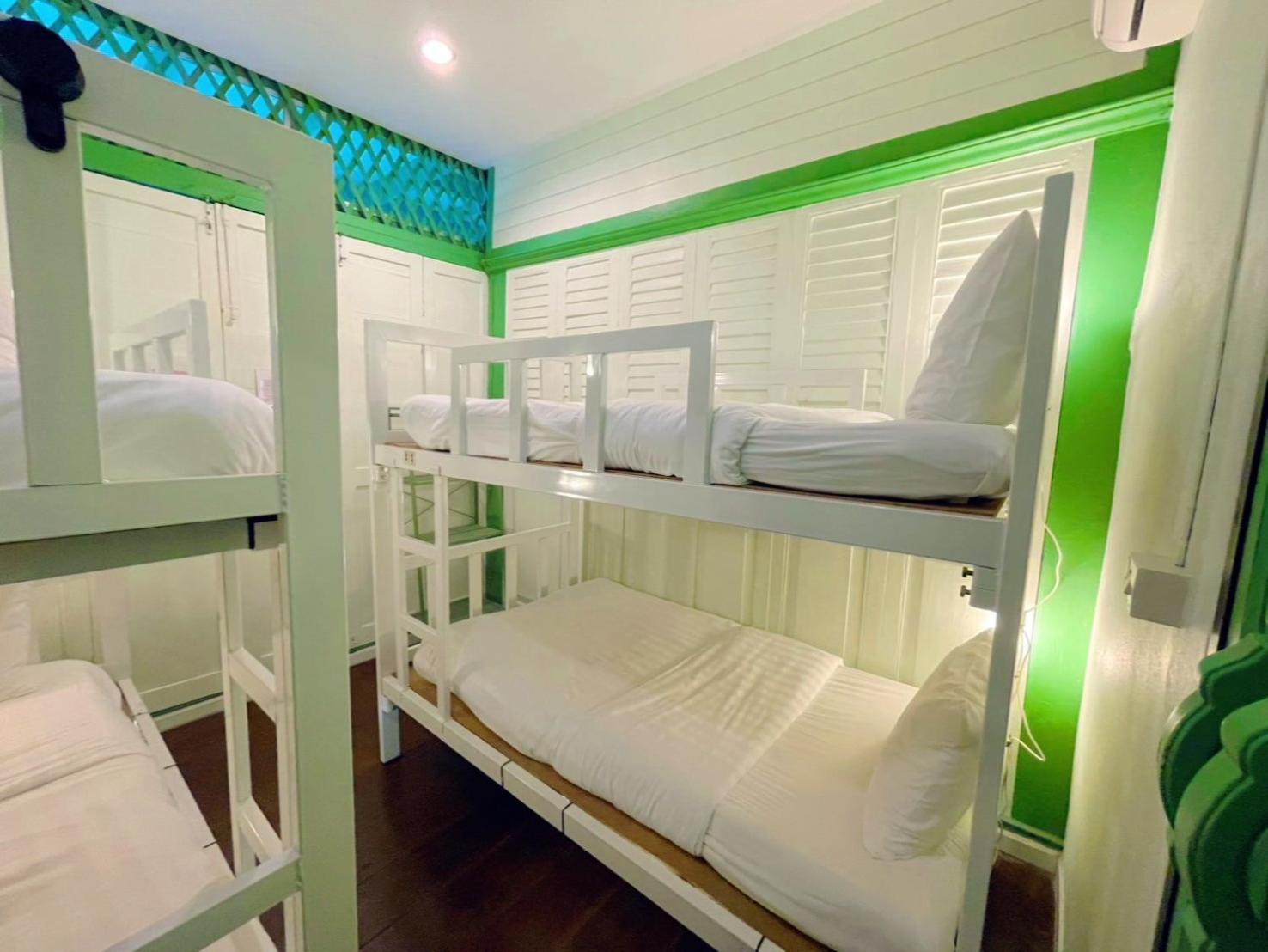 Green Teak House Бангкок Экстерьер фото