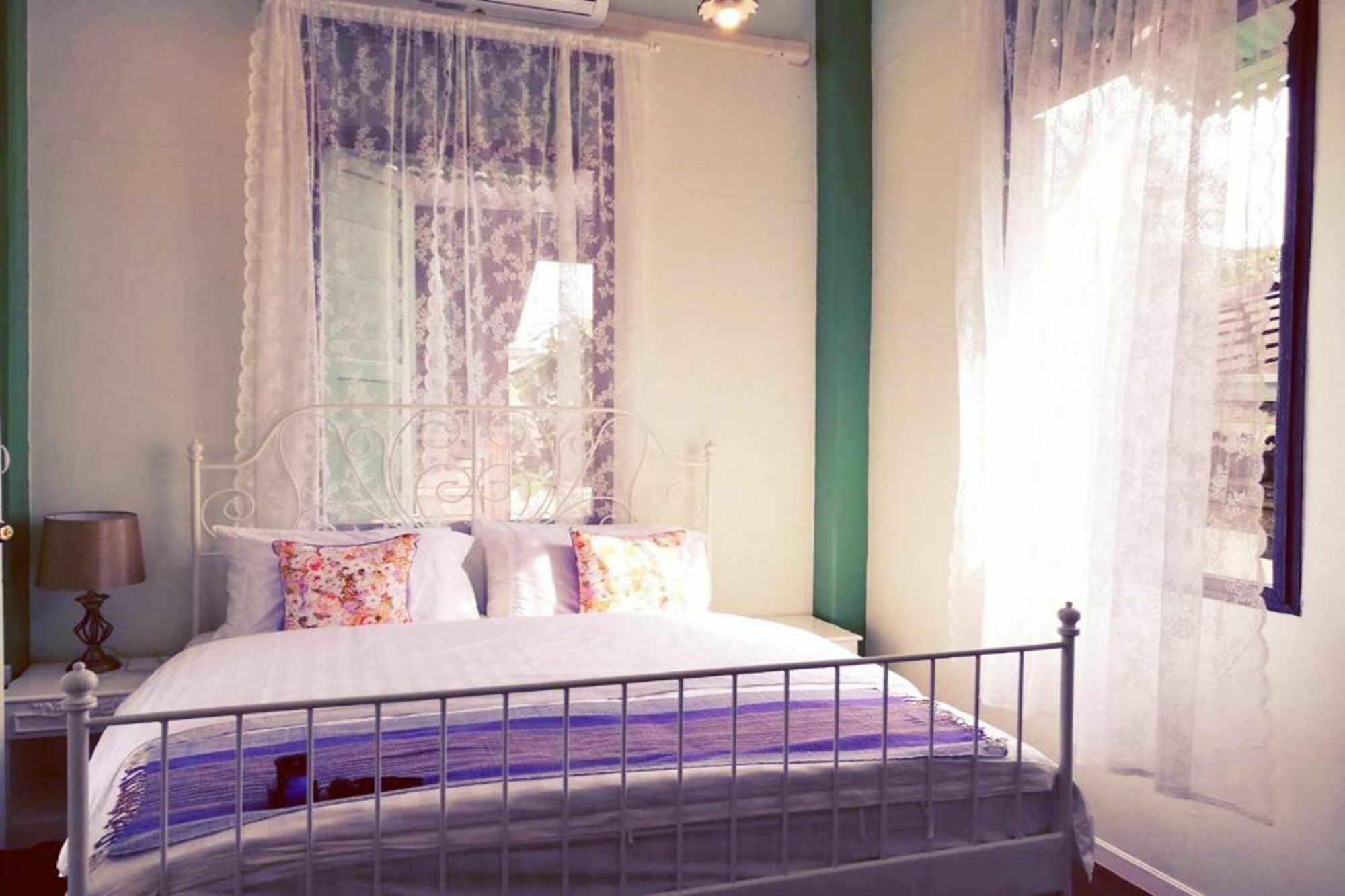 Green Teak House Бангкок Экстерьер фото